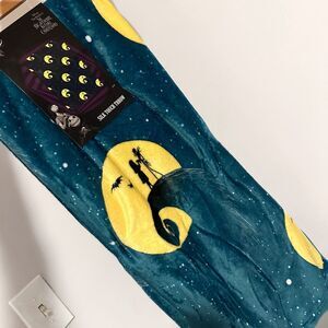 NEW Disney Nightmare Before Christmas Halloween Plush Throw Blanket 50x70in